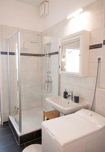 Badstra�e Apartments