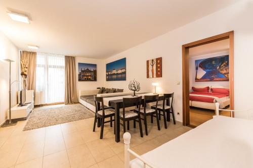 Westpark Apartments