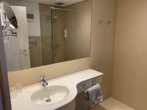 Adesso Hotel G�ttingen - Pay At Property On Arrival