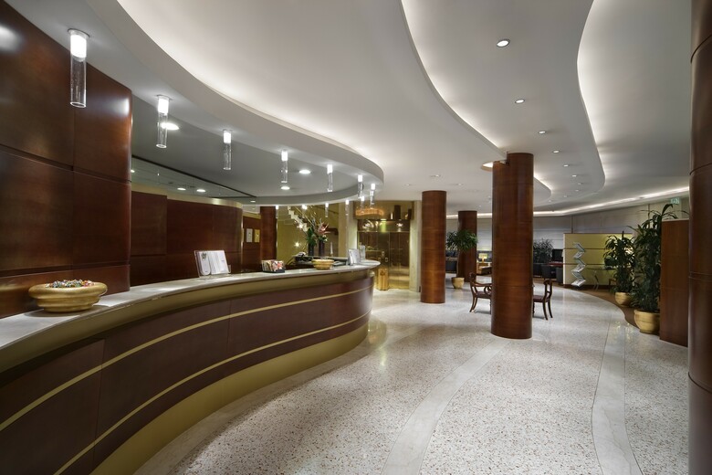 Hotel UNA Cusani