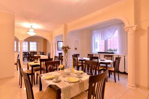 Hostal Pension Alt-finthen