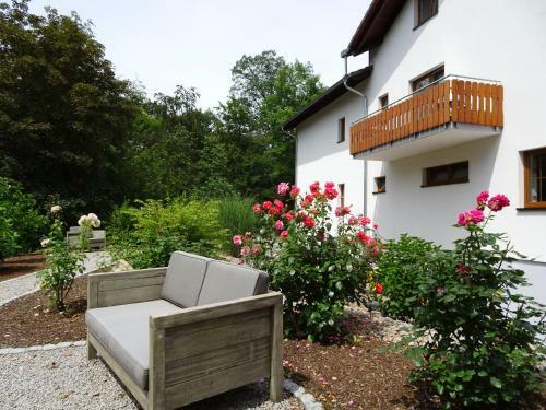 Waldcaf� Hotel Restaurant