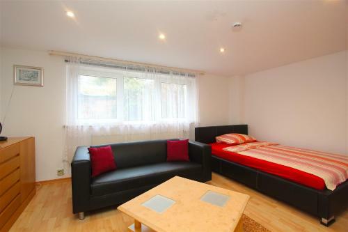5887 Apartment Constantin
