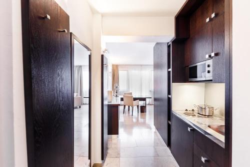 Hotel Burns Apartments / Checkin Bahnstra�e 76