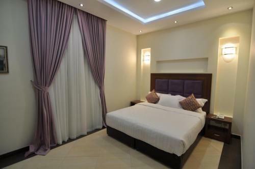 High End Gardens Aparthotel
