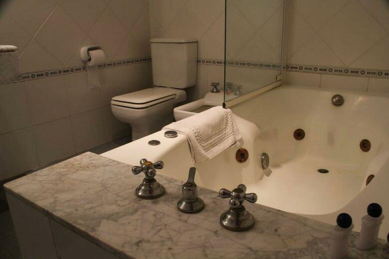 Hotel Reviens