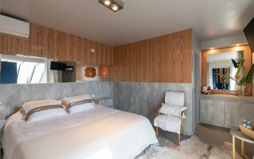 Onas Hostel & Suites