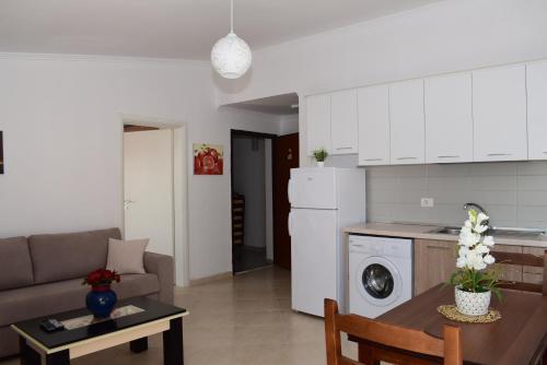 Uani Apartment