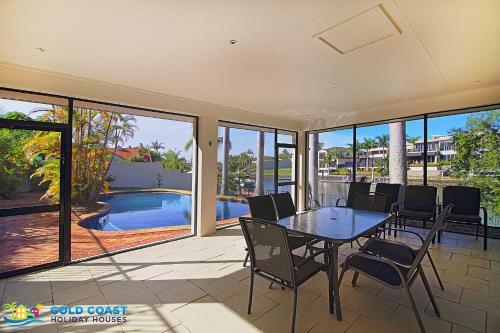 Holiday Home Coveside @ Sanctuary Cove