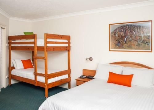 Pegasus Motor Inn And Serviced Apartments