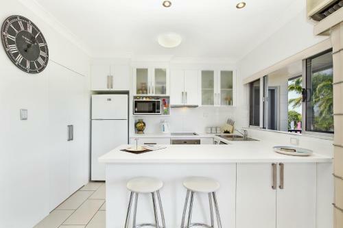 Apartamentos Ideal Beach Location 2 Bedroom 2 Bathroom