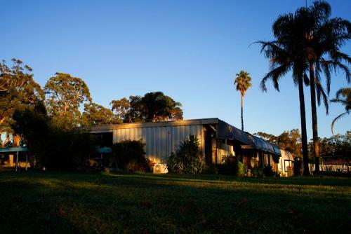 Eden Nimo Motel