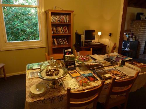 Broomelea Bed & Breakfast