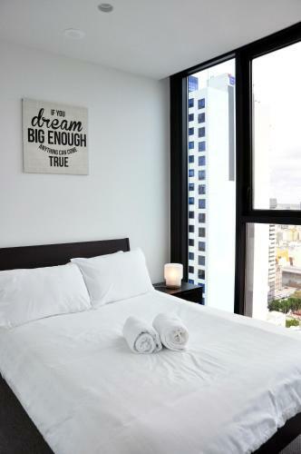 Mono Apartments On La Trobe Street