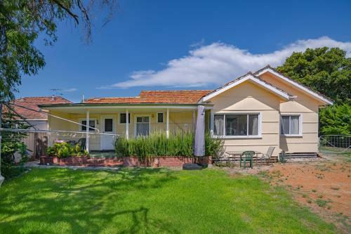 Busselton Cottage
