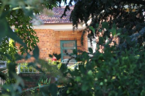 Winston Cottage