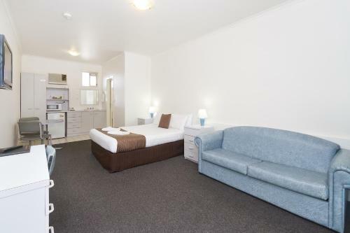 Carrum Downs Holiday Park And Carrum Downs Motel