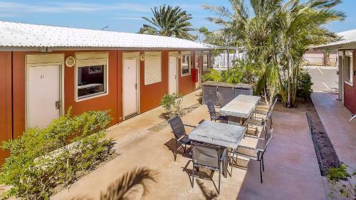 Econo Lodge Karratha (formerly Karratha Motel)