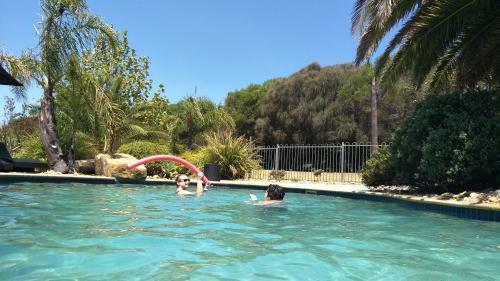 Aparthotel Phillip Island Surf And Circuit Accommodation