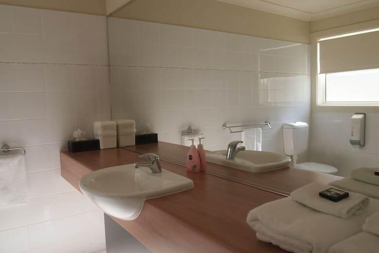 Motel Alexander Cameron Suites