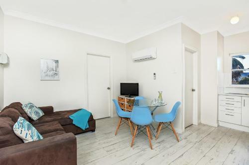 Smugglers Inn Apartments
