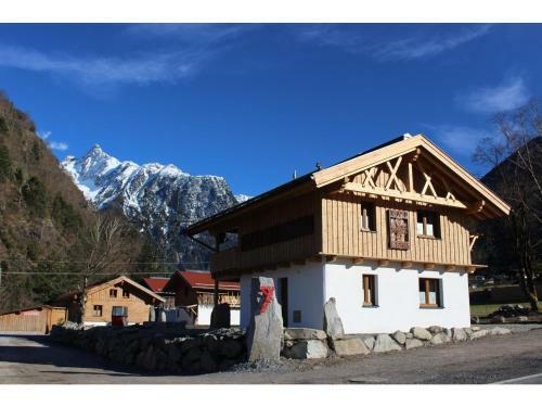 X-alp Lodges