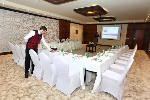 Hotel Golden Bujari