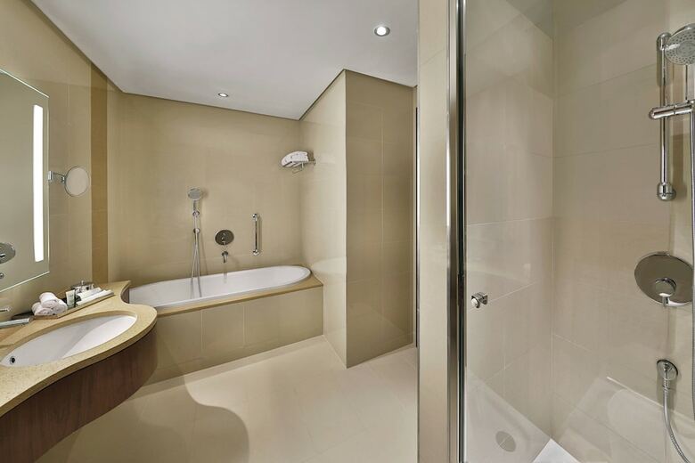 Hotel Courtyard By Marriott Riyadh Olaya