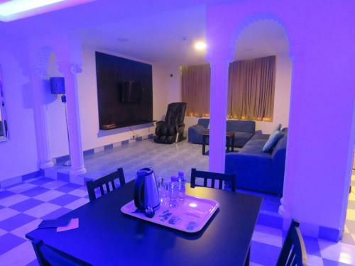 Apartamento Ann Furnished Housing Units
