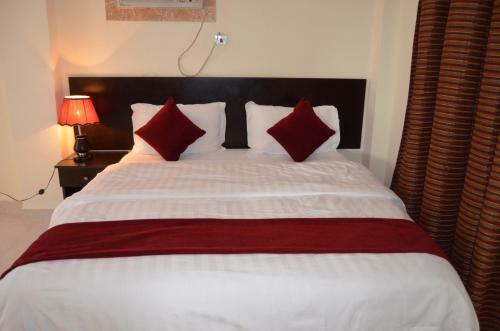 Apartamento Ann Furnished Housing Units