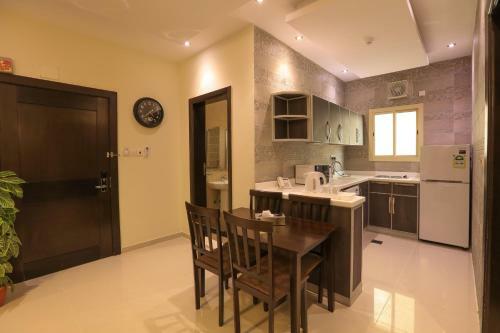 Al Itqan Apart-hotel