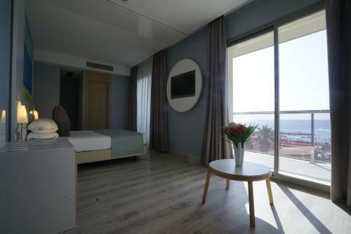 Az Hotel Vague D'or