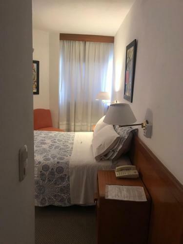 Onais Hotel