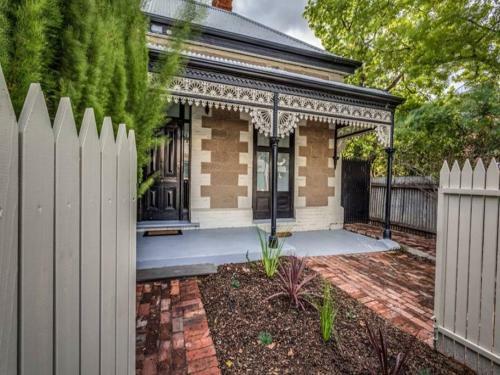 Apartamentos The Hunting Lodge Accommodation