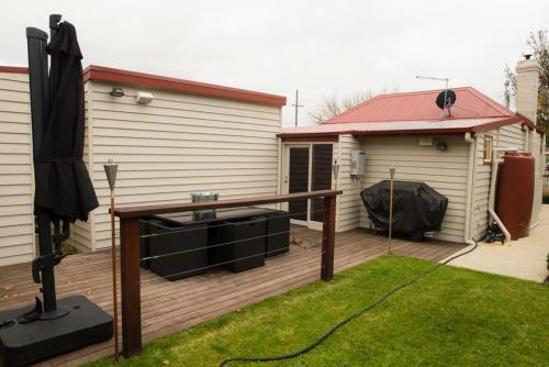 Sovereign Hideaway