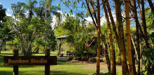 Villa Getaways At Byfield