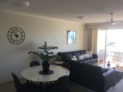 Casablanca Palms
