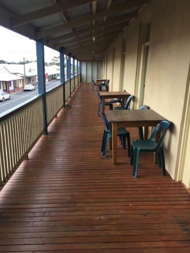 Crown Inn Hotel