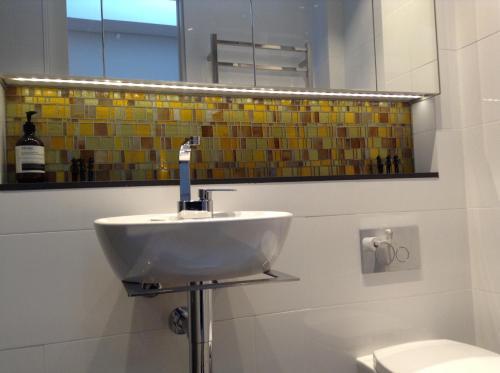 Villa Rubys At Surry Hills 70
