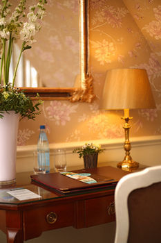 Hotel Chateau De L`ile