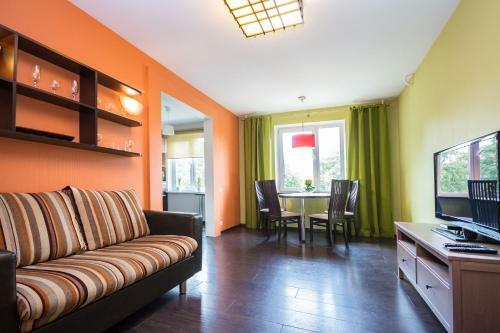 Apartment On Mogilevskaya 8/2