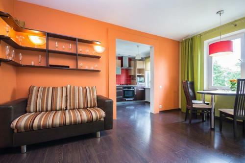 Apartment On Mogilevskaya 8/2