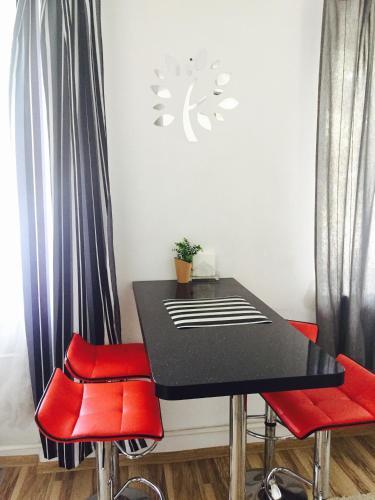 Apartment A&v