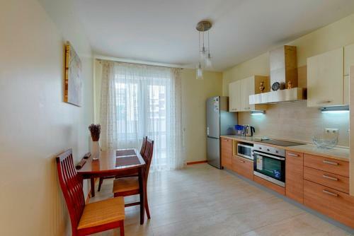 Arenda Apartments - Surganova,5a