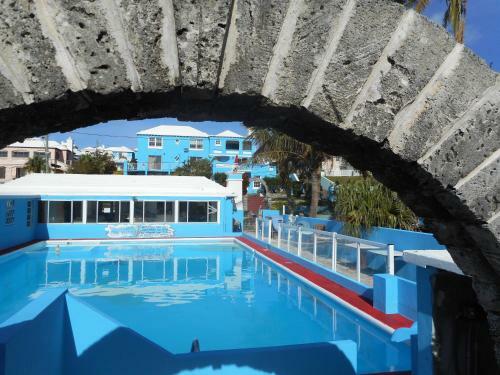 Hostal Blue Horizons Guest House