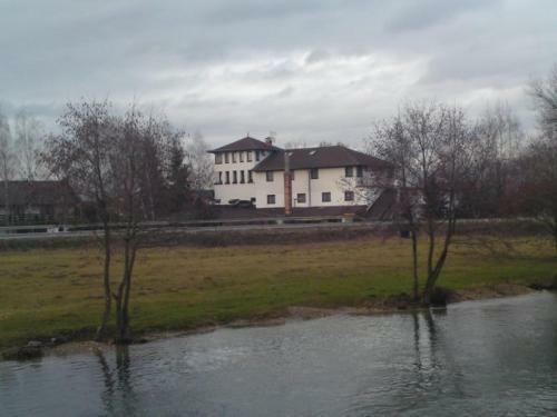 Hotel Rimski Most