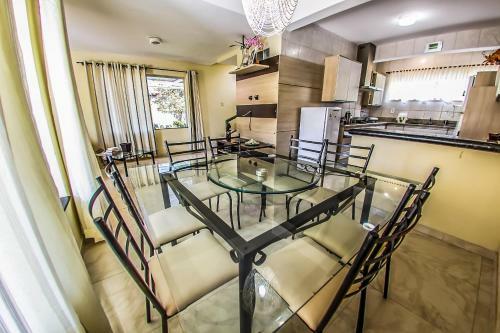 Hostal Pousada Acau�