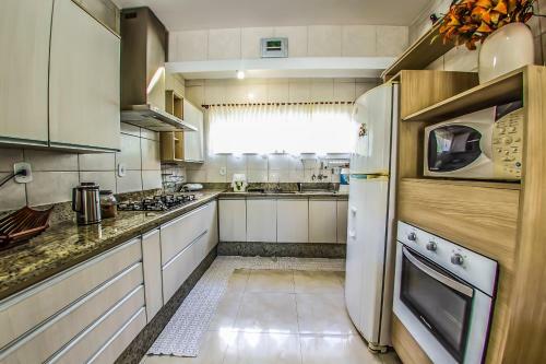 Hostal Pousada Acau�