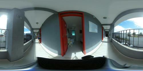 Hostal Urbano Su�tes