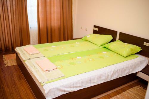 Apartamentos Sea View Rental Front Beach